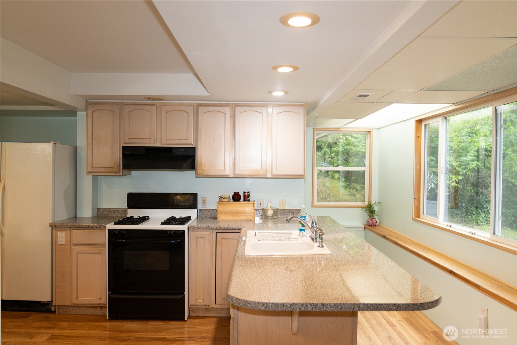 301 W Alder Drive Property Photo 12