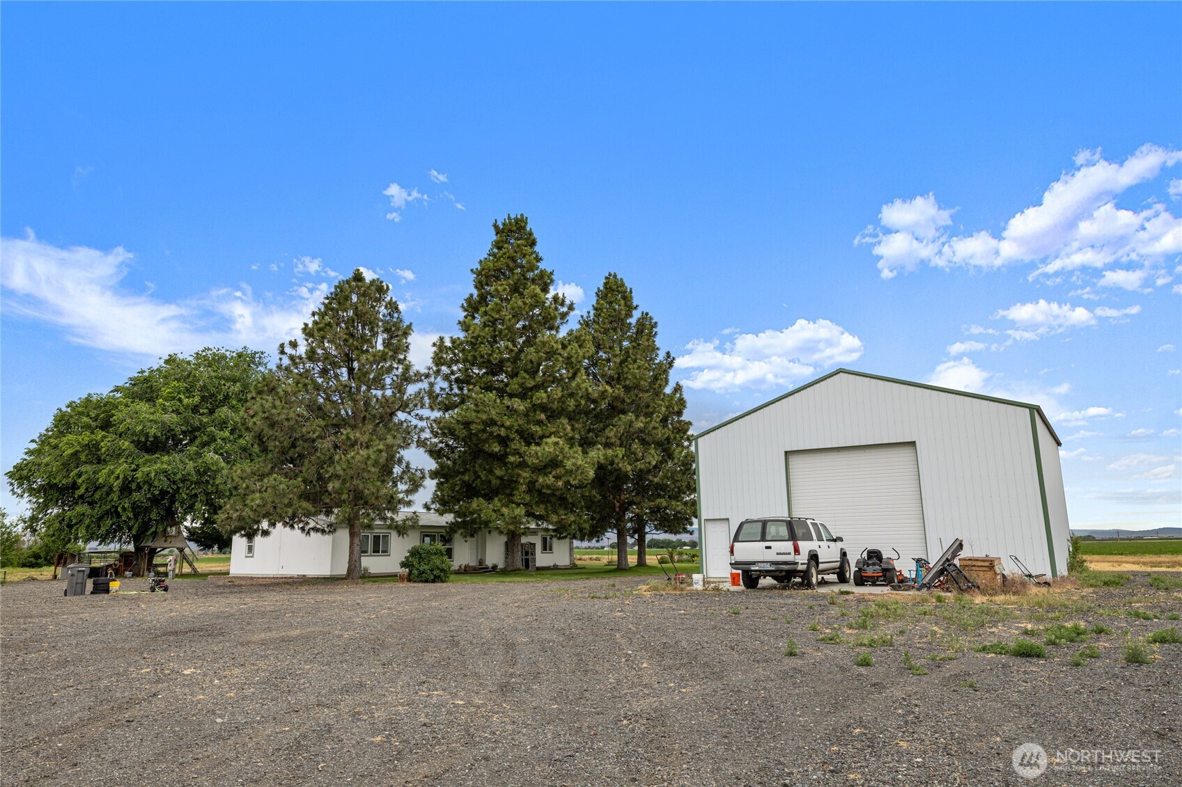 2510 Highway 281 Property Photo 3