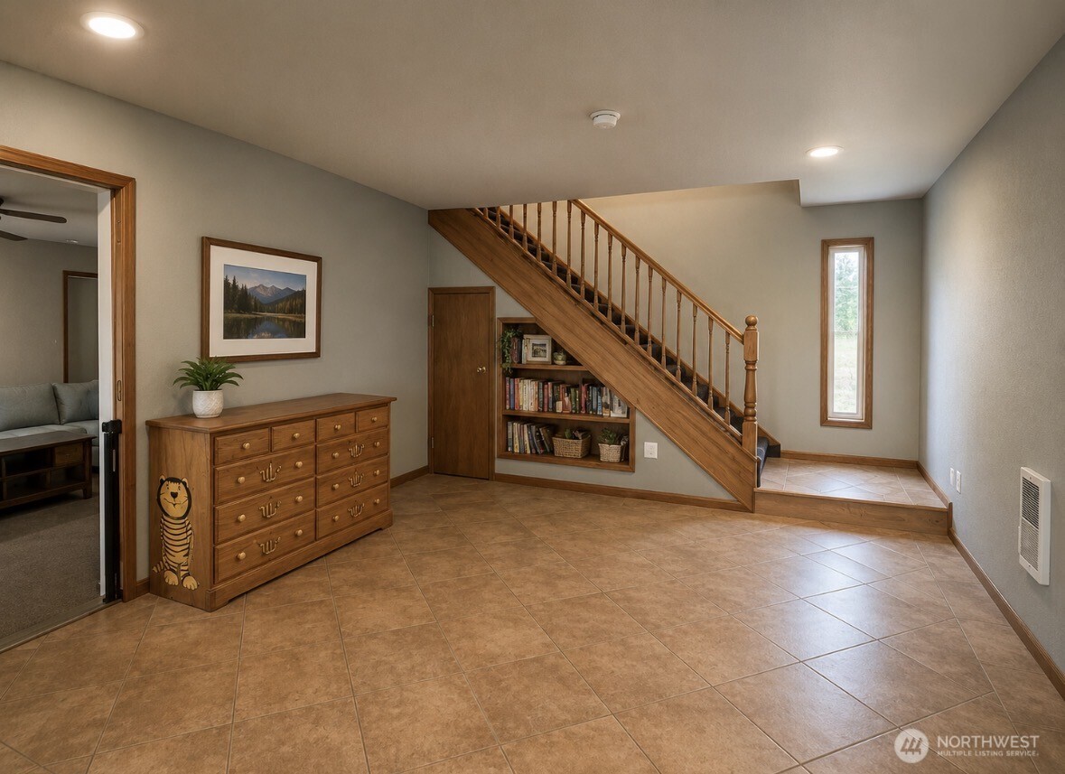 402 Juniper Street Property Photo 16