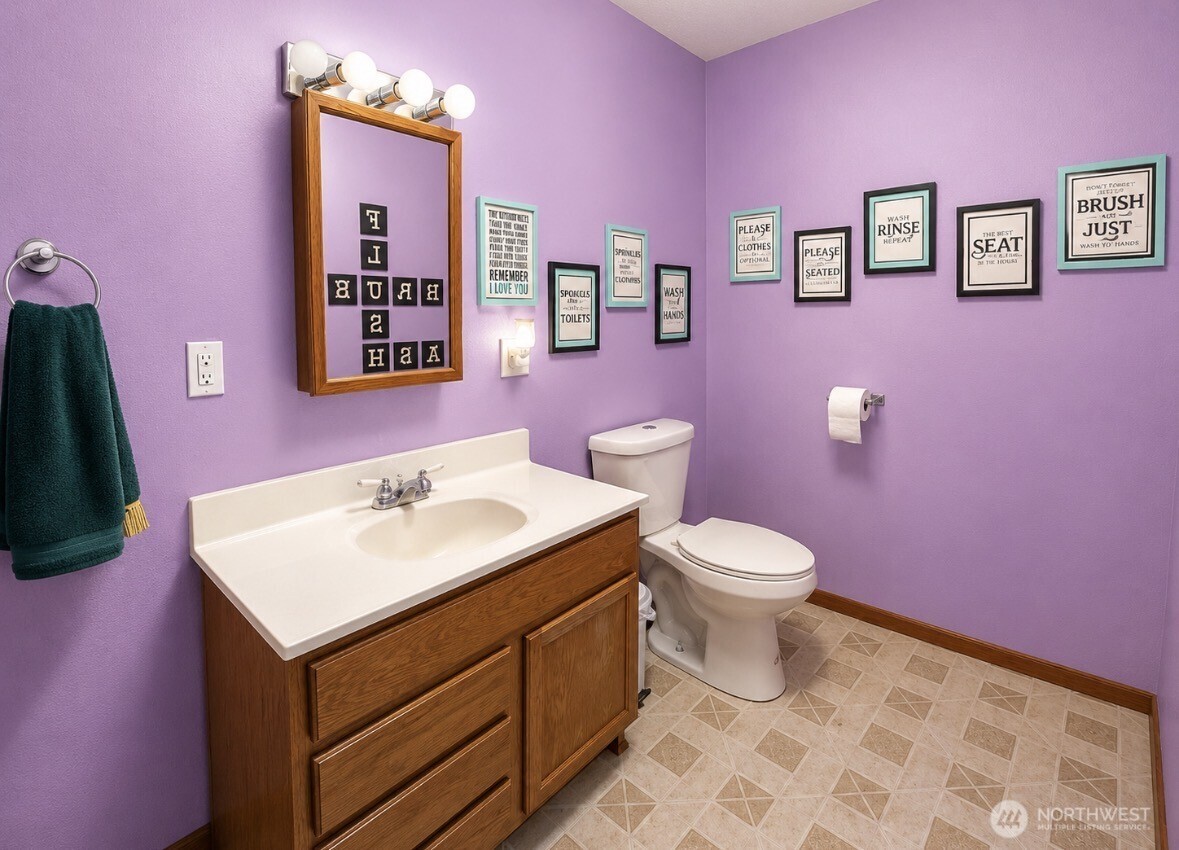 402 Juniper Street Property Photo 30