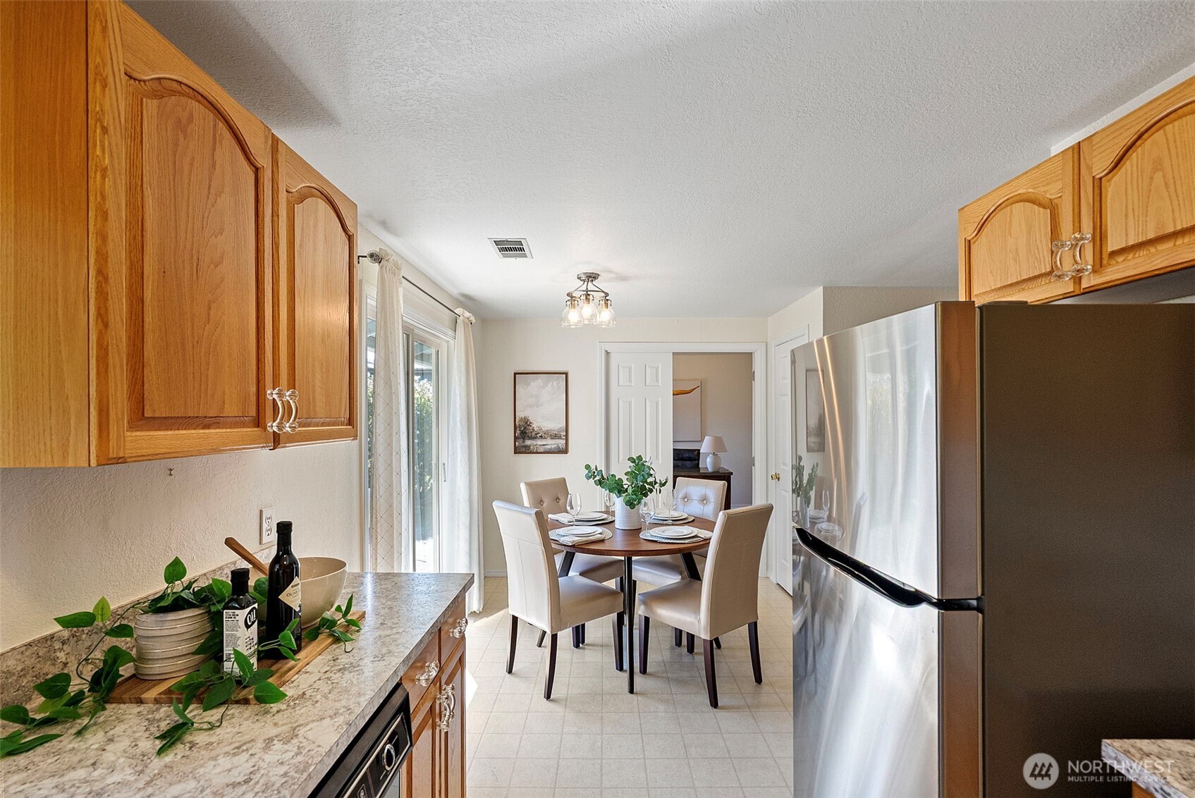 16812 123rd Avenue Property Photo 9