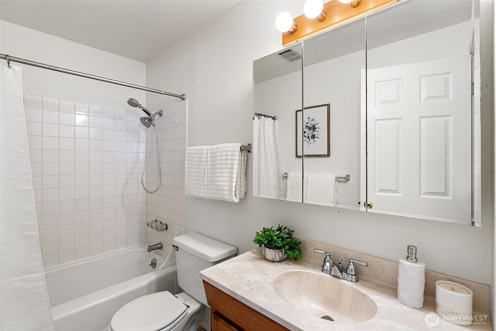 16812 123rd Avenue Property Photo 14