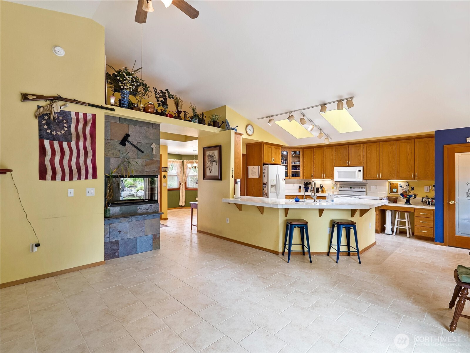711 S Tulloch Road Property Photo 9