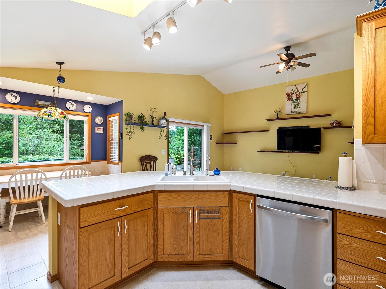 711 S Tulloch Road Property Photo 10
