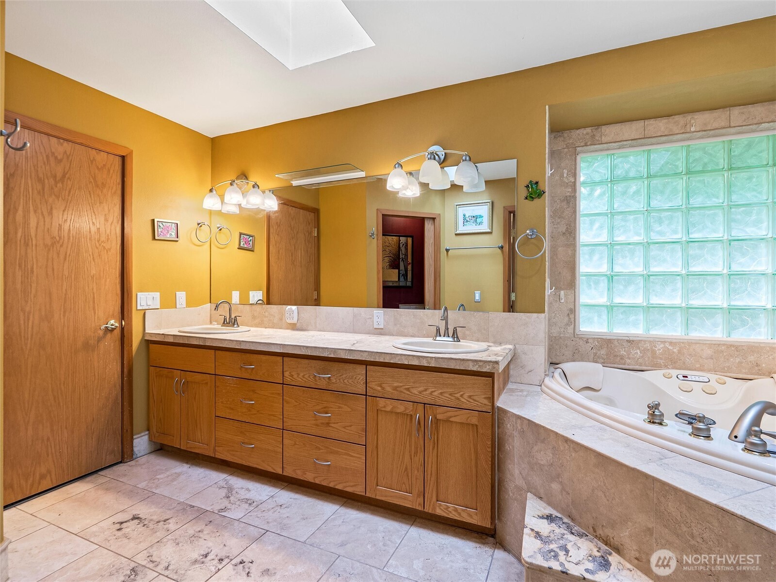 711 S Tulloch Road Property Photo 15