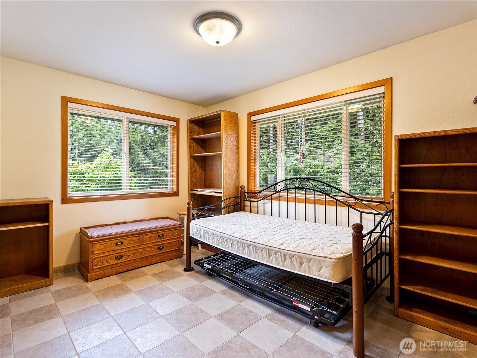 711 S Tulloch Road Property Photo 18