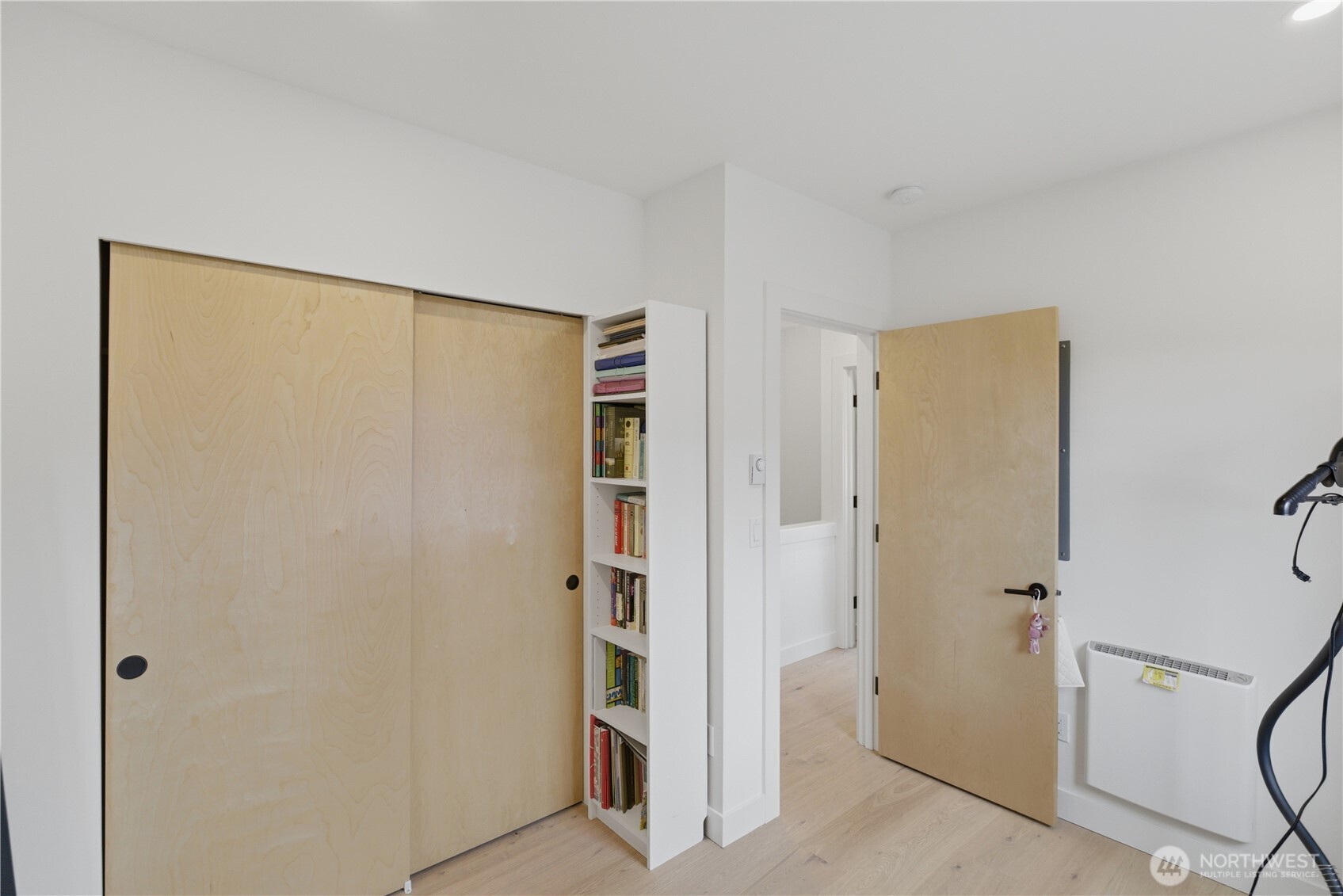 918 N 100th Street B Property Photo 23