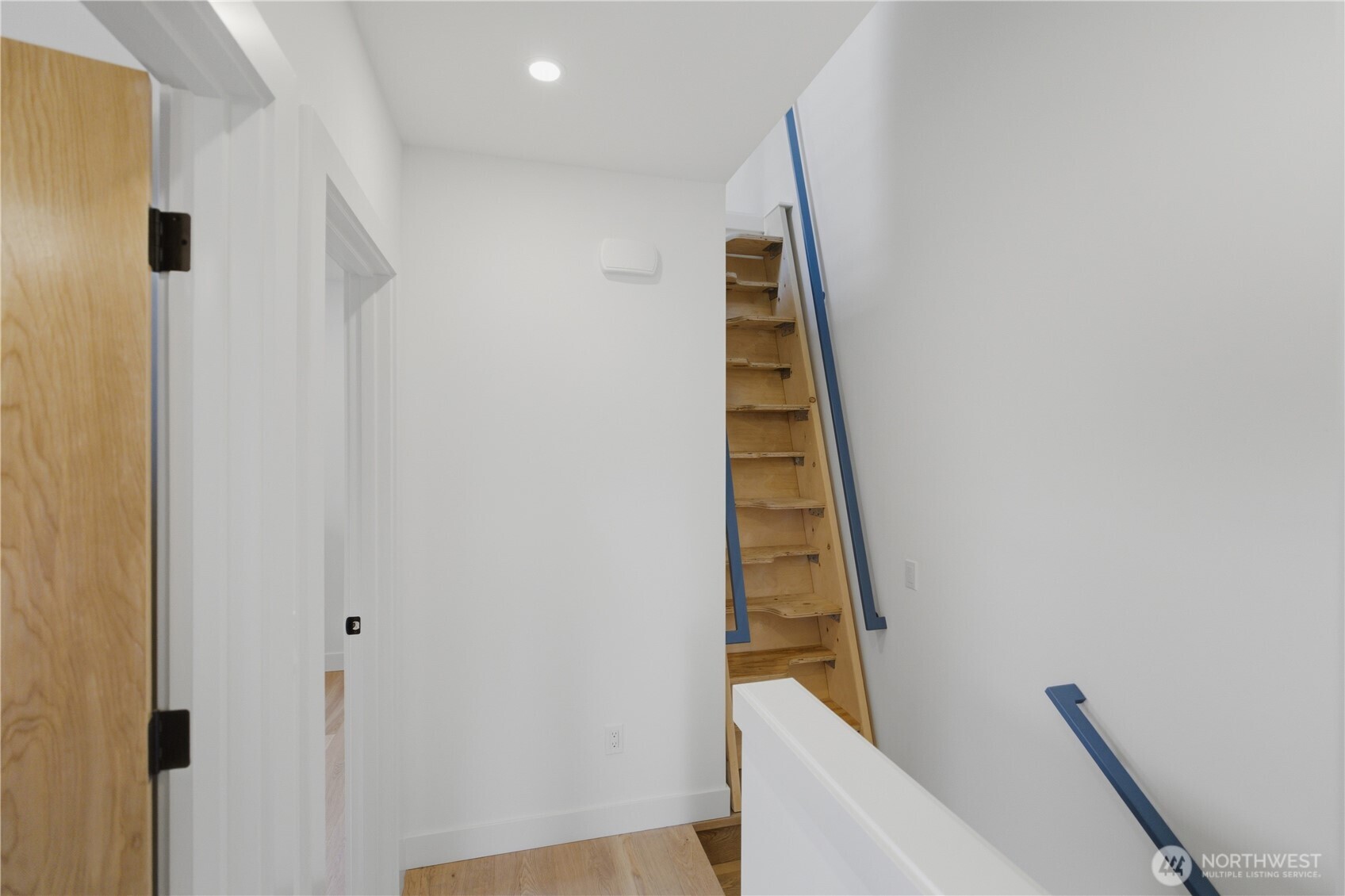 918 N 100th Street B Property Photo 28