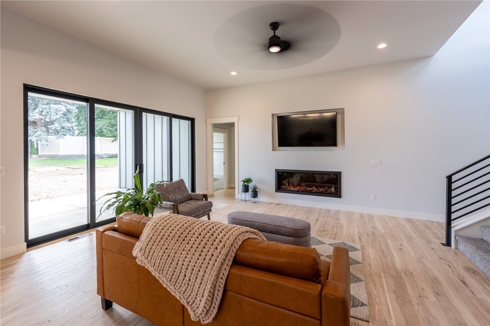 170 Chadwick Street Property Photo 6