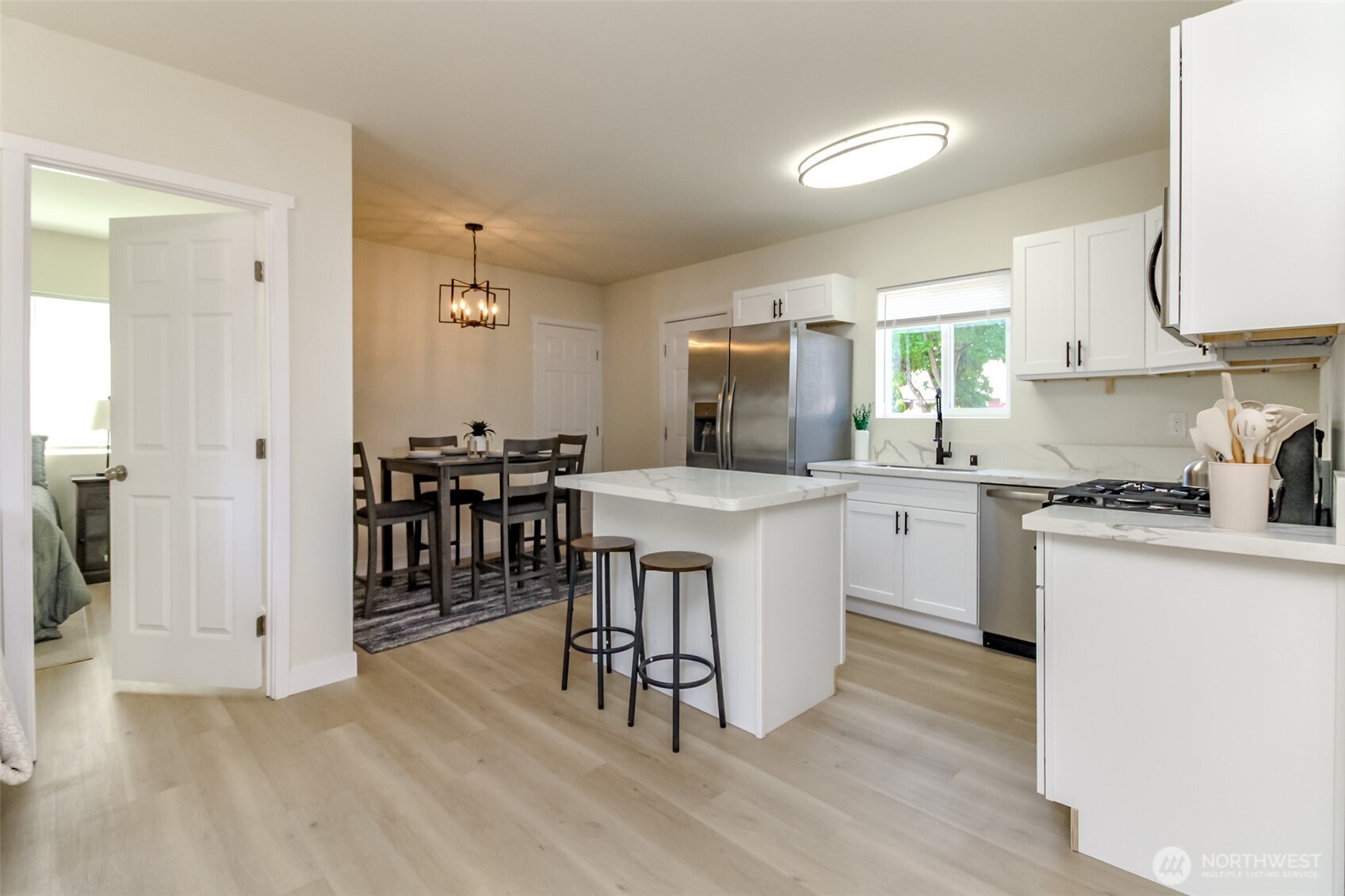 103 M Street Property Photo 4