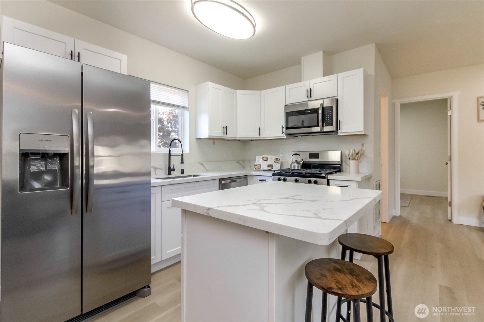 103 M Street Property Photo 5