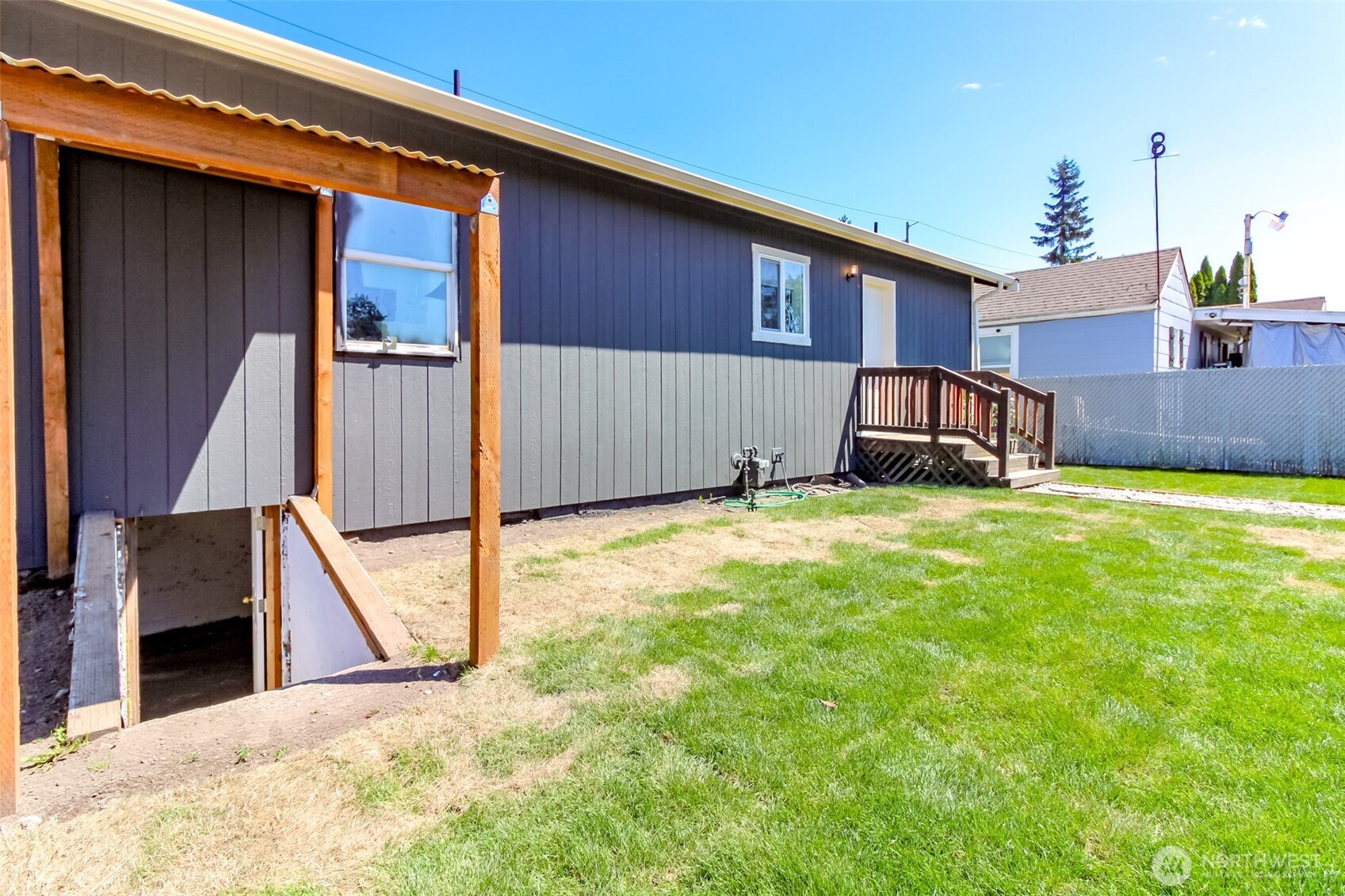 103 M Street Property Photo 17