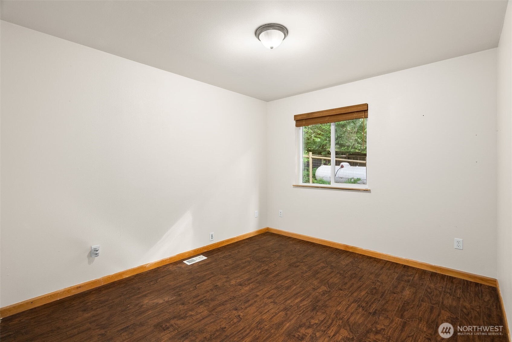 9818 138th Avenue Property Photo 25