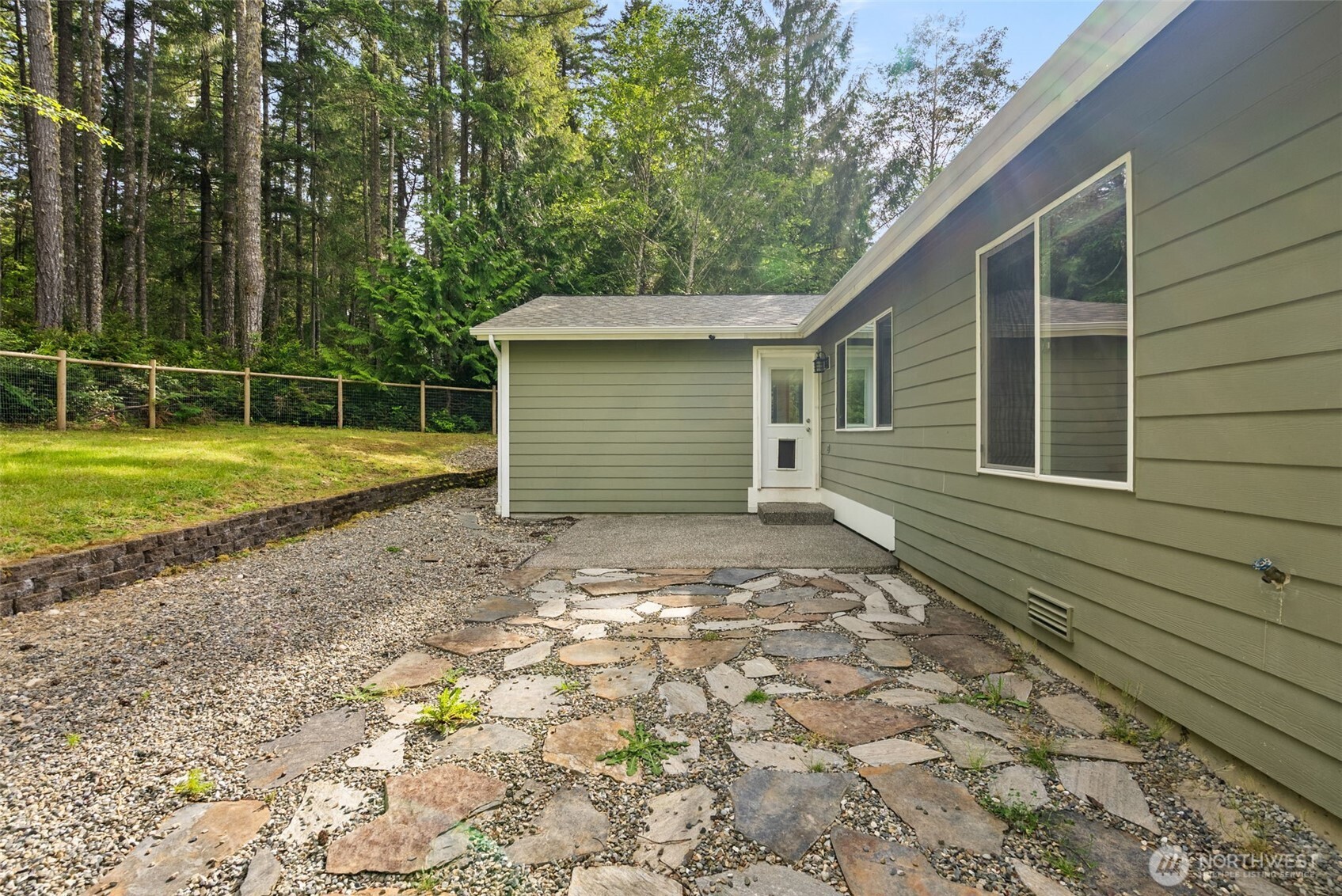 9818 138th Avenue Property Photo 31