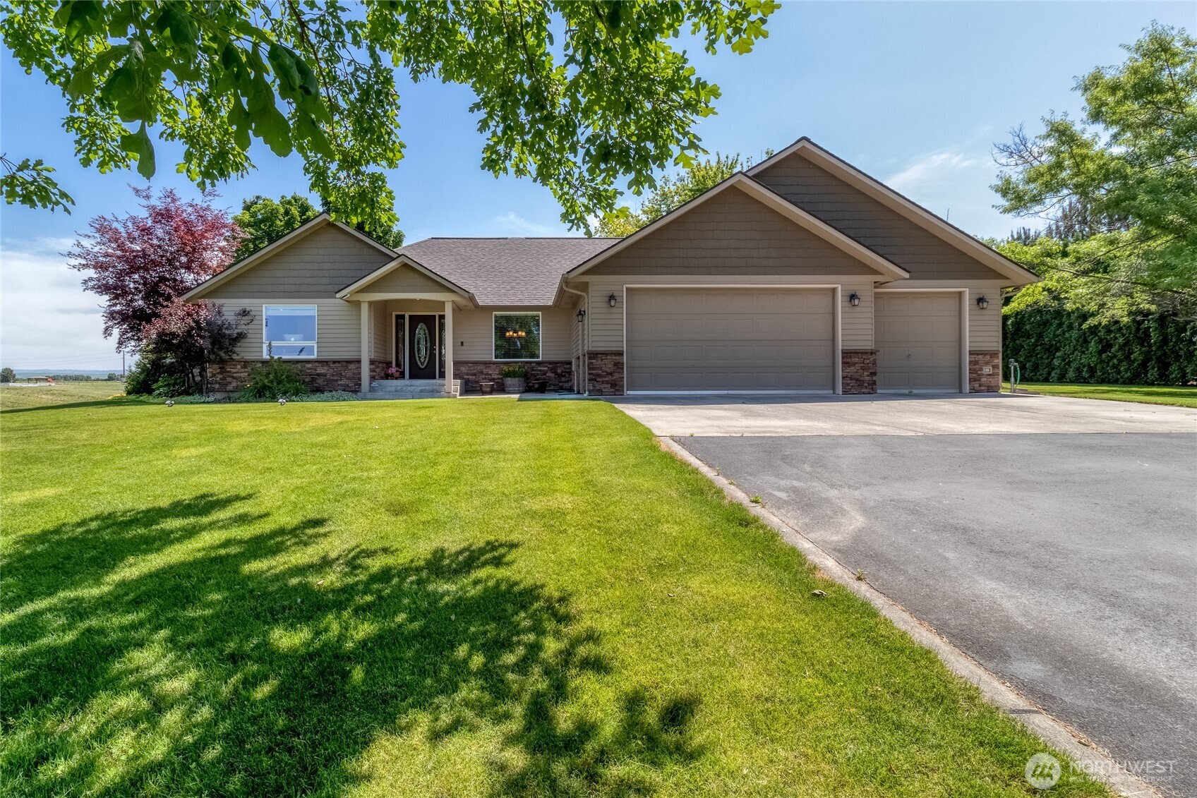 4673 Larson Road Property Photo 2