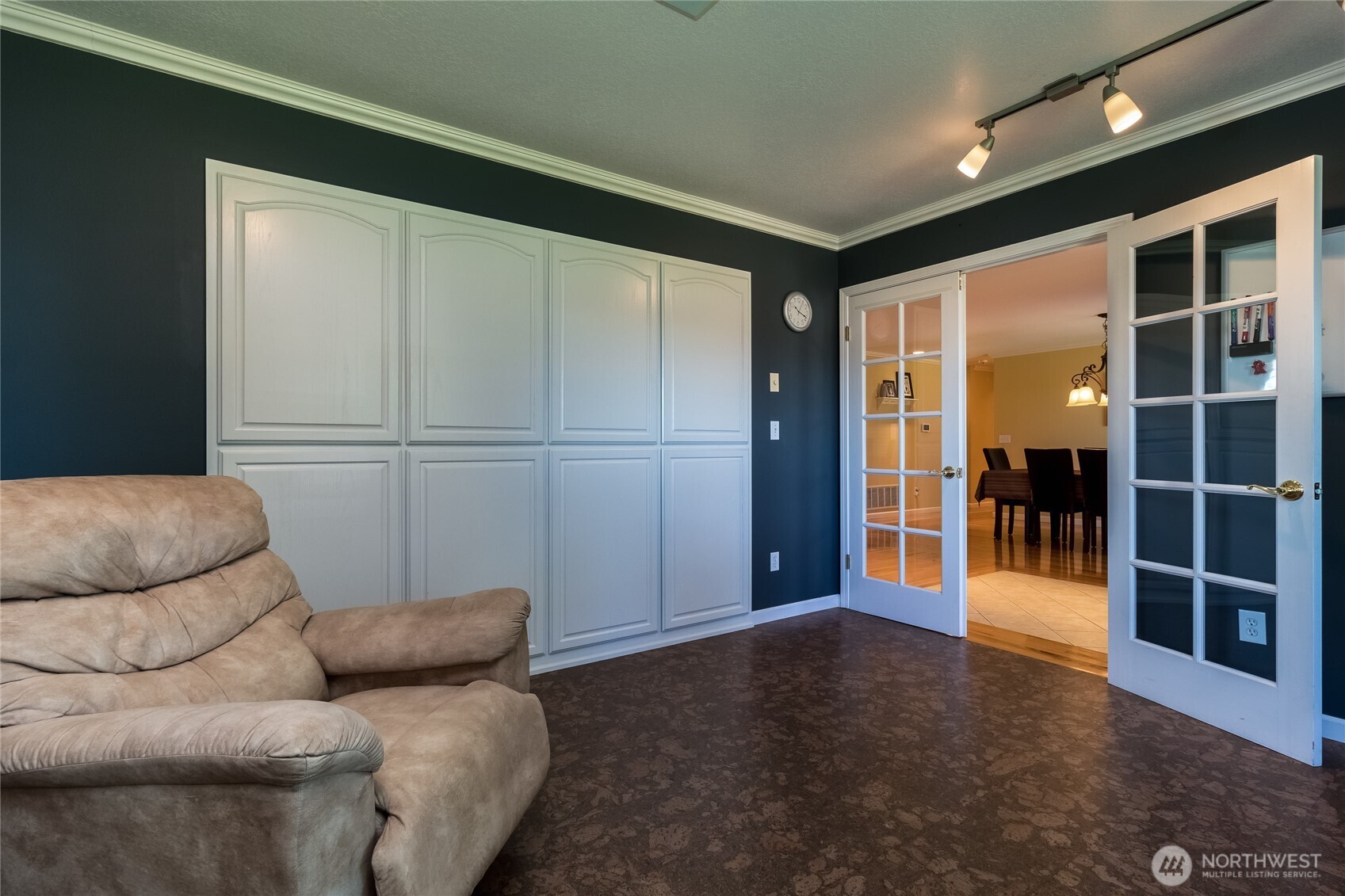 4673 Larson Road Property Photo 6