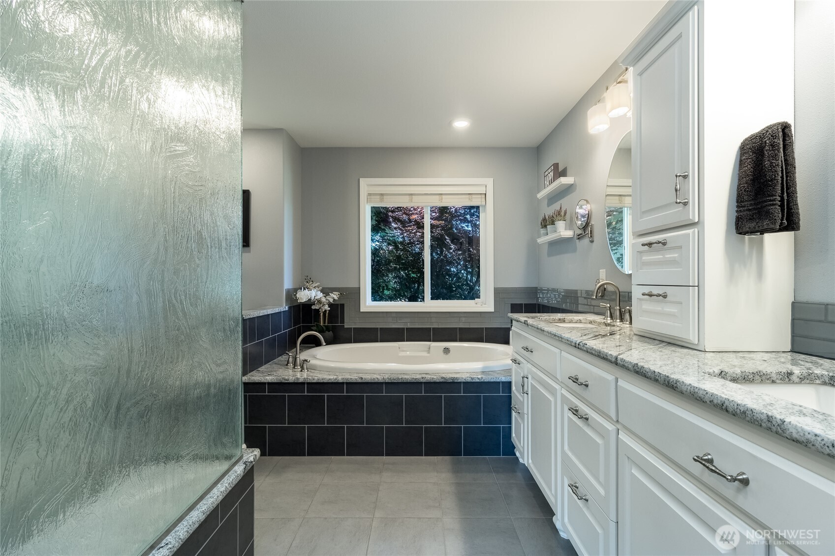 4673 Larson Road Property Photo 10