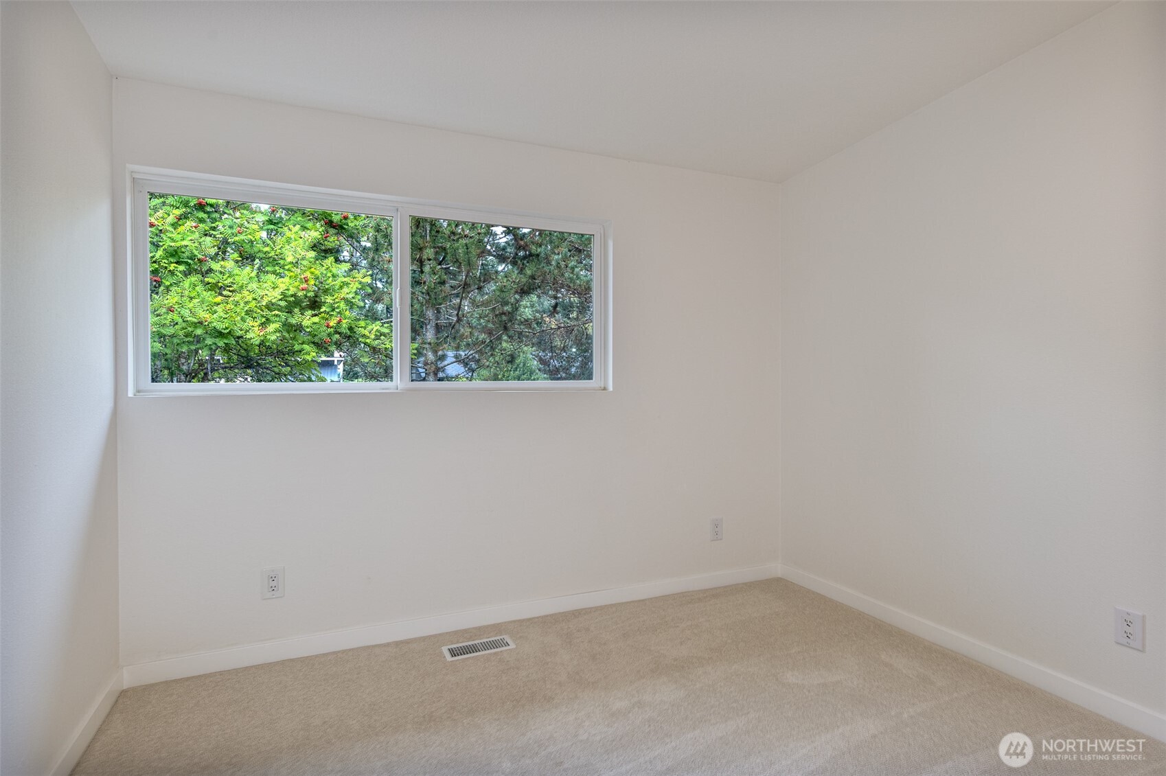 6320 Gregory Street Property Photo 33