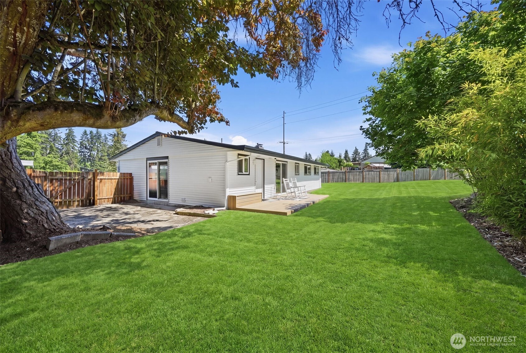 1615 N 196th Place Property Photo 19