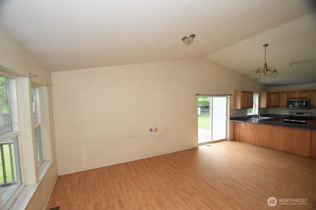 6165 Ash Place Property Photo 2