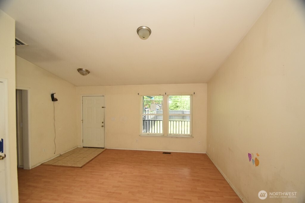 6165 Ash Place Property Photo 3