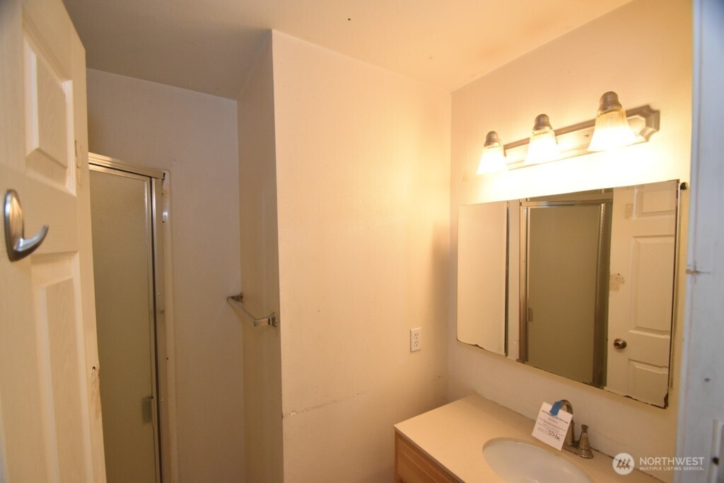 6165 Ash Place Property Photo 11