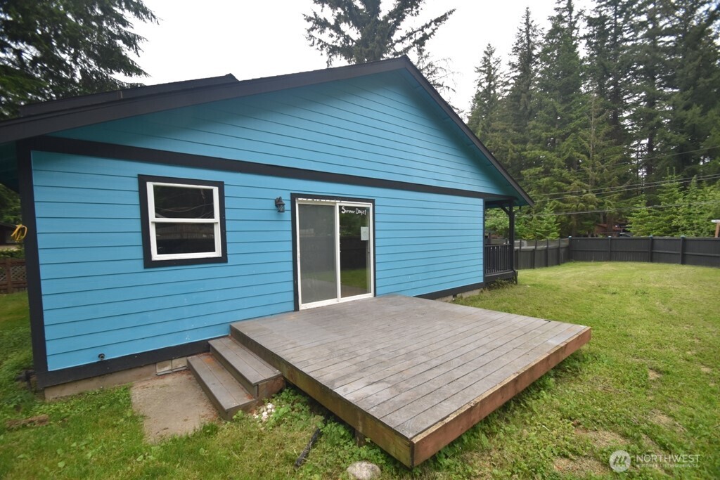 6165 Ash Place Property Photo 18