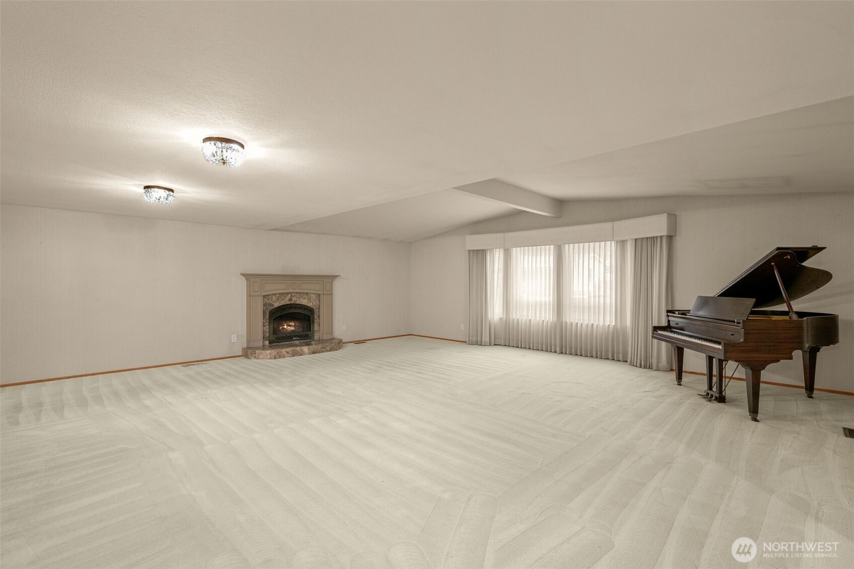 921 241st Place Property Photo 8
