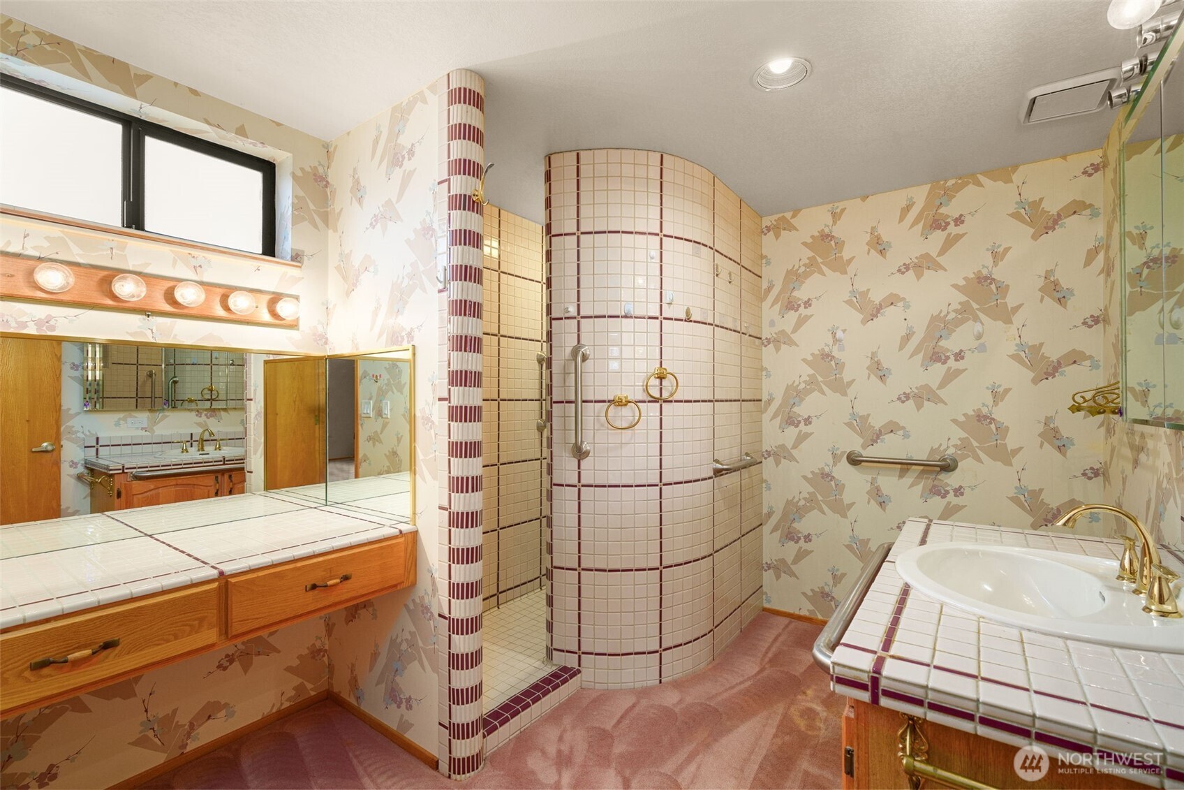 921 241st Place Property Photo 16