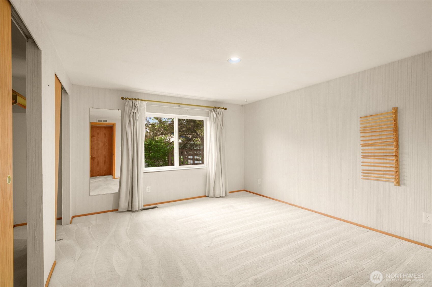 921 241st Place Property Photo 17