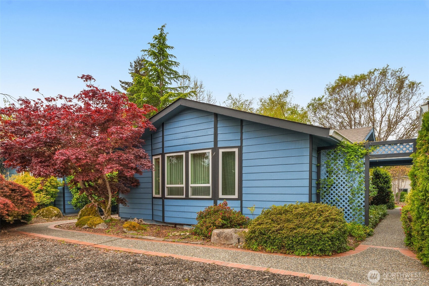 921 241st Place Property Photo 28