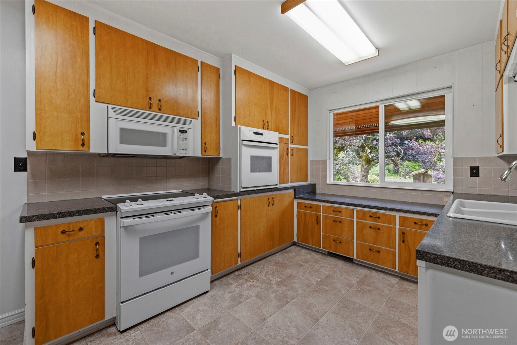 5705 State Route 9 Property Photo 12