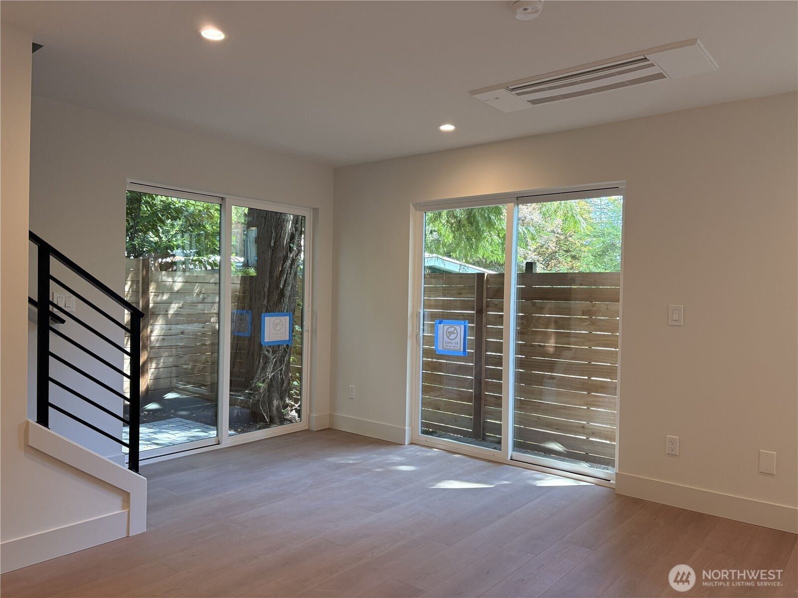 3024 Ne 95th Street Property Photo 6