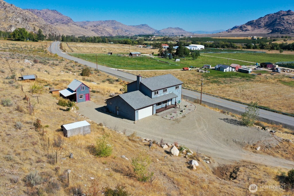 1073 Old Hwy 97 Property Photo 15