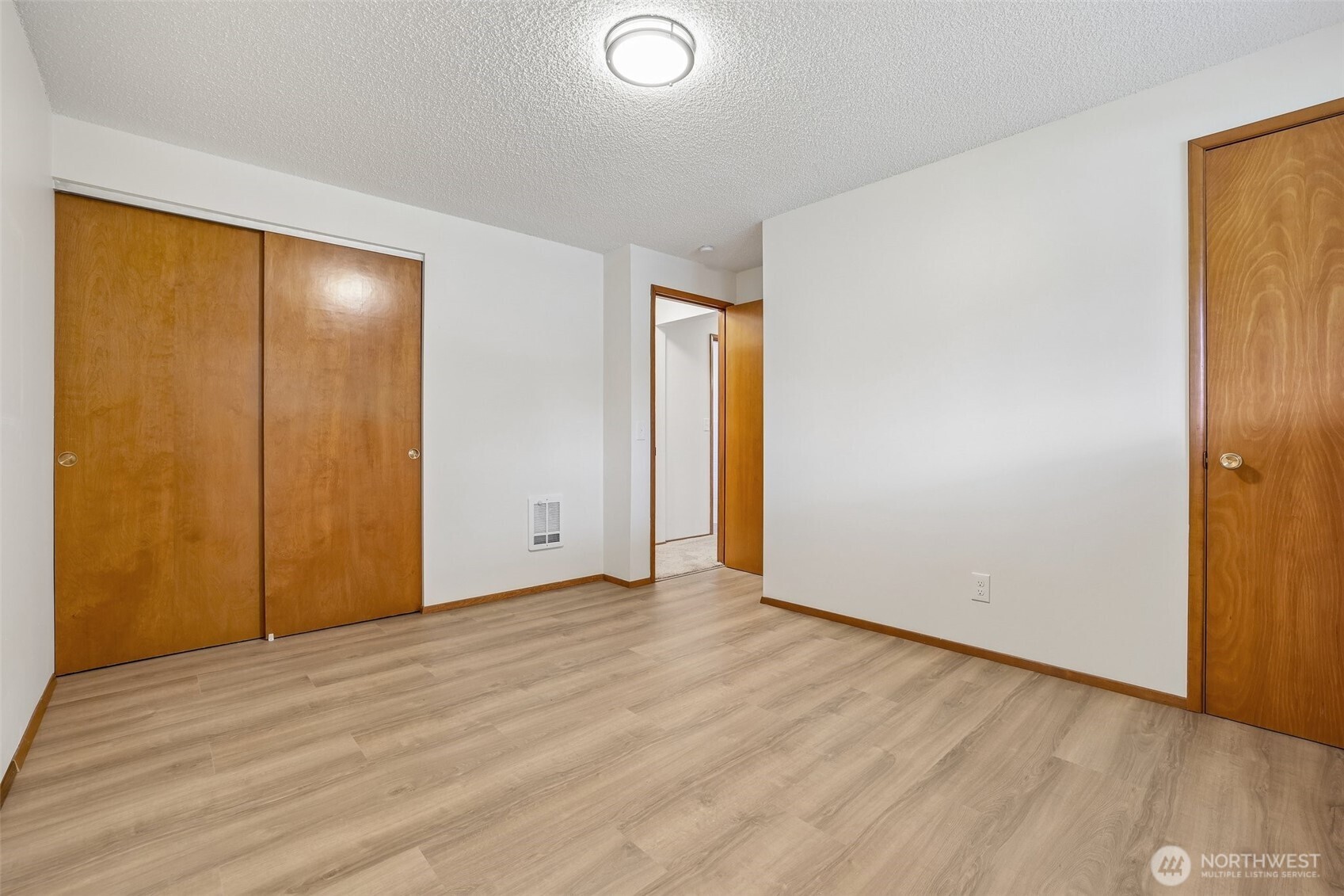 31430 W Lake Morton Drive Property Photo 17