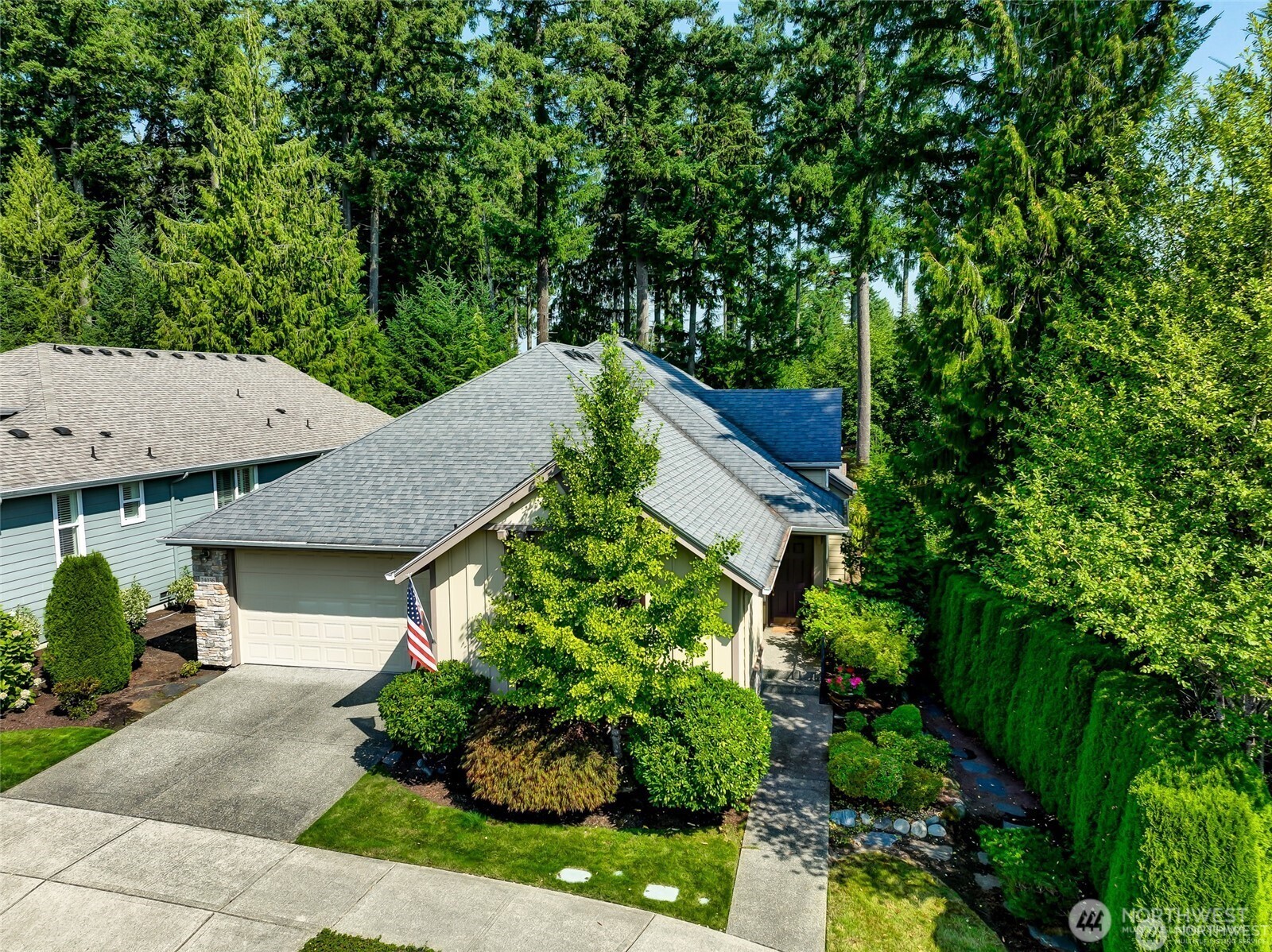 24036 Ne Adair Road Property Photo 2