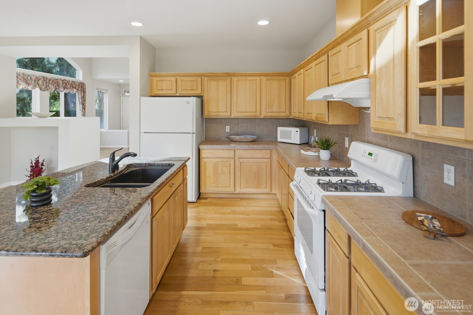24036 Ne Adair Road Property Photo 17