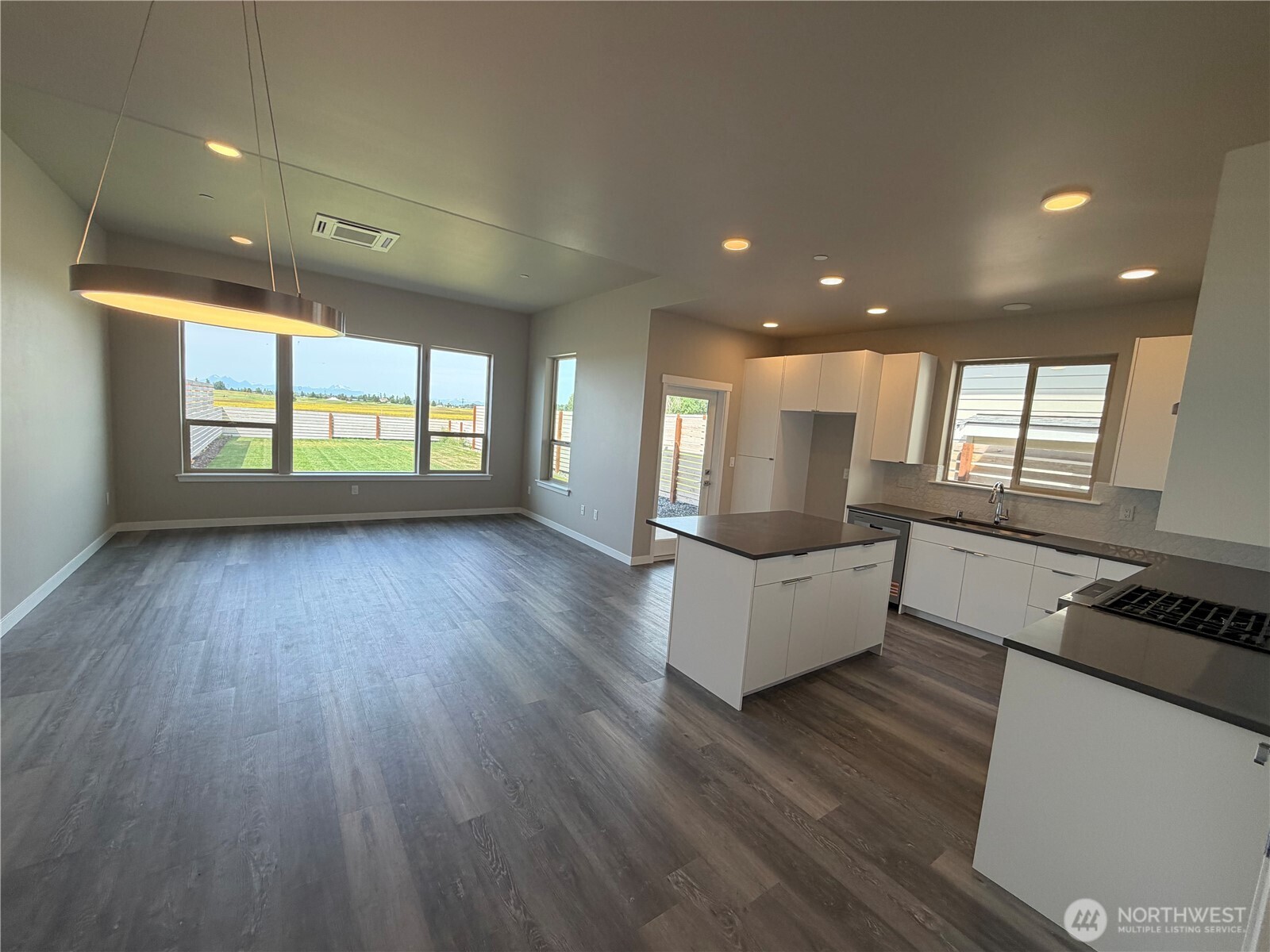 556 (lot 4) Northview Street Property Photo 7