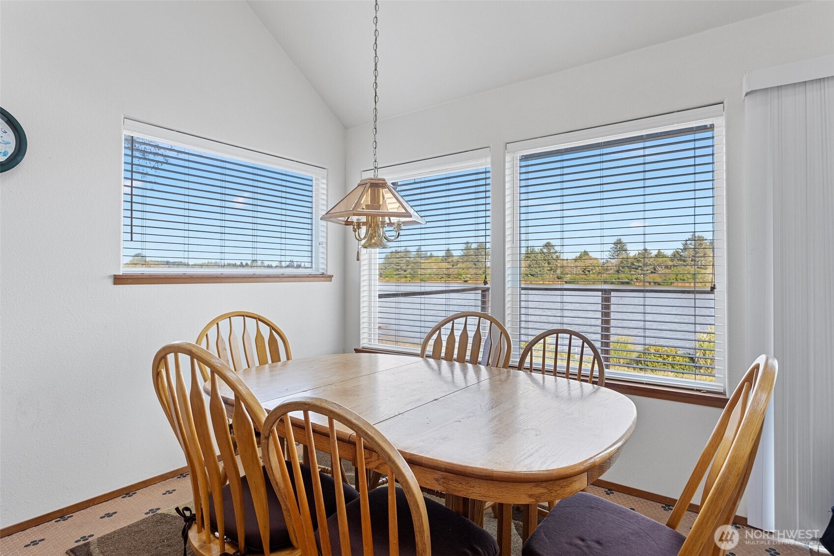580 Mount Olympus Avenue Property Photo 14