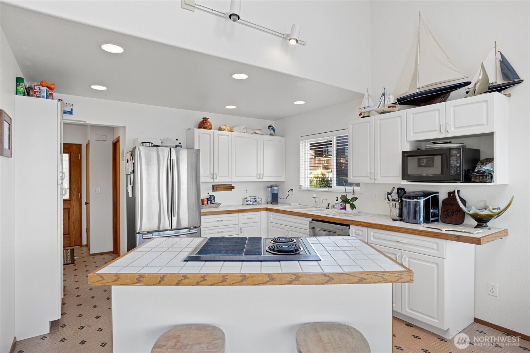 580 Mount Olympus Avenue Property Photo 15