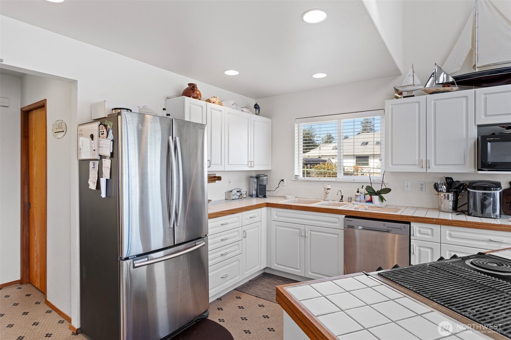 580 Mount Olympus Avenue Property Photo 16