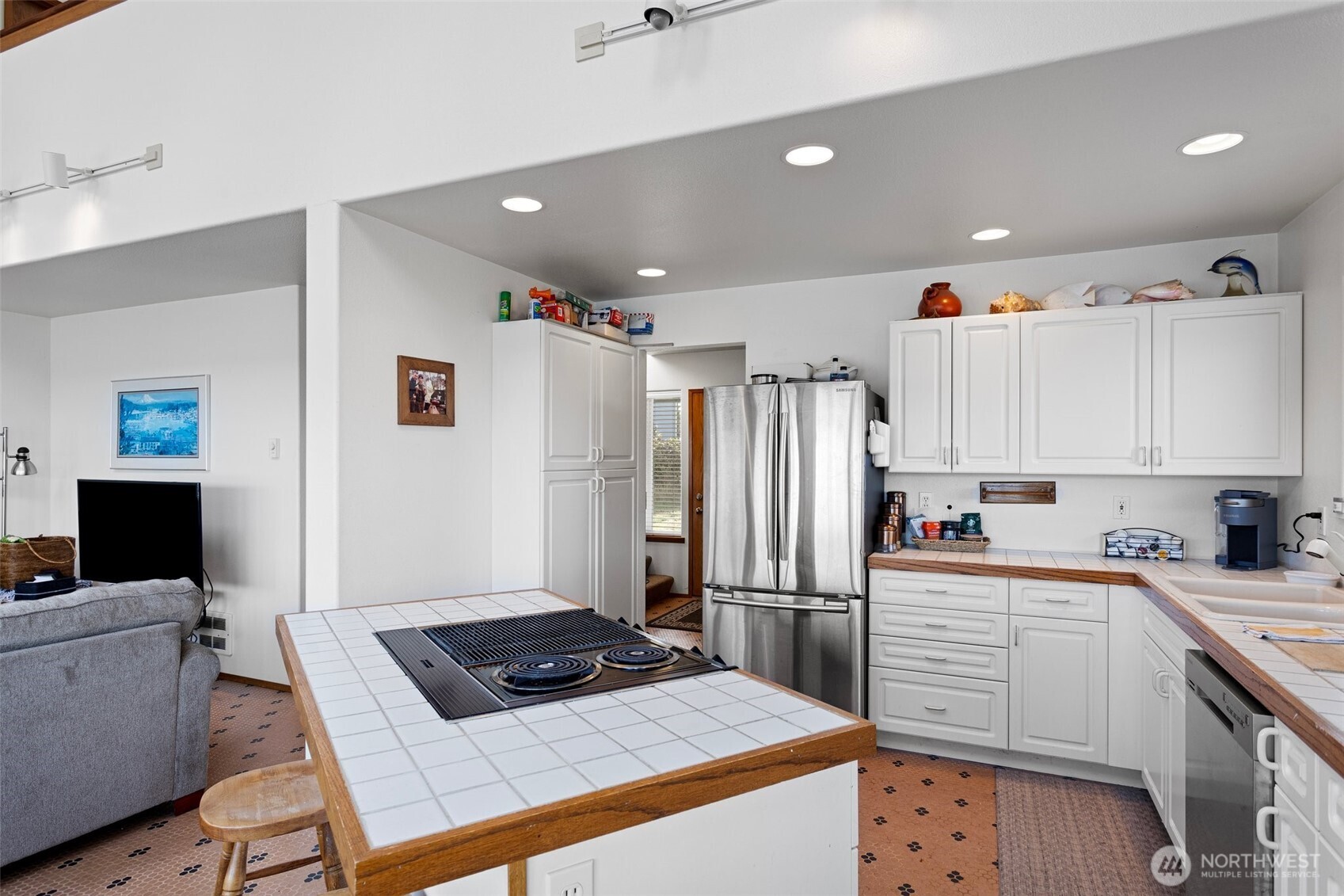 580 Mount Olympus Avenue Property Photo 17