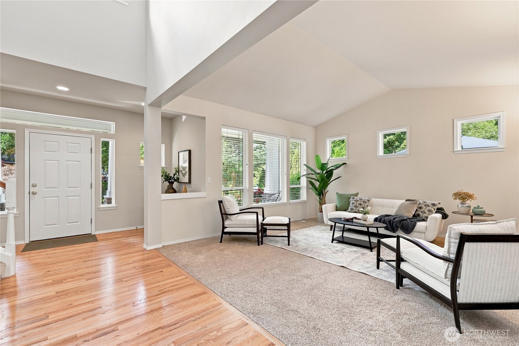 14555 Kingscross Circle Property Photo 2