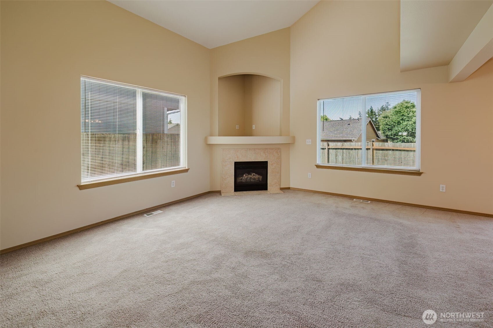 4024 152nd Street Ct Property Photo 4