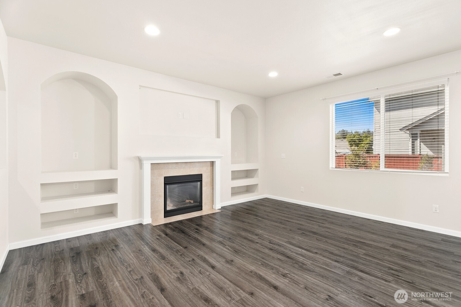 1139 185th Street Ct Property Photo 8