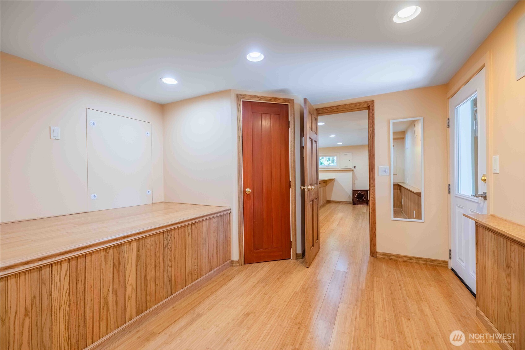 755 Ferry Road Property Photo 33