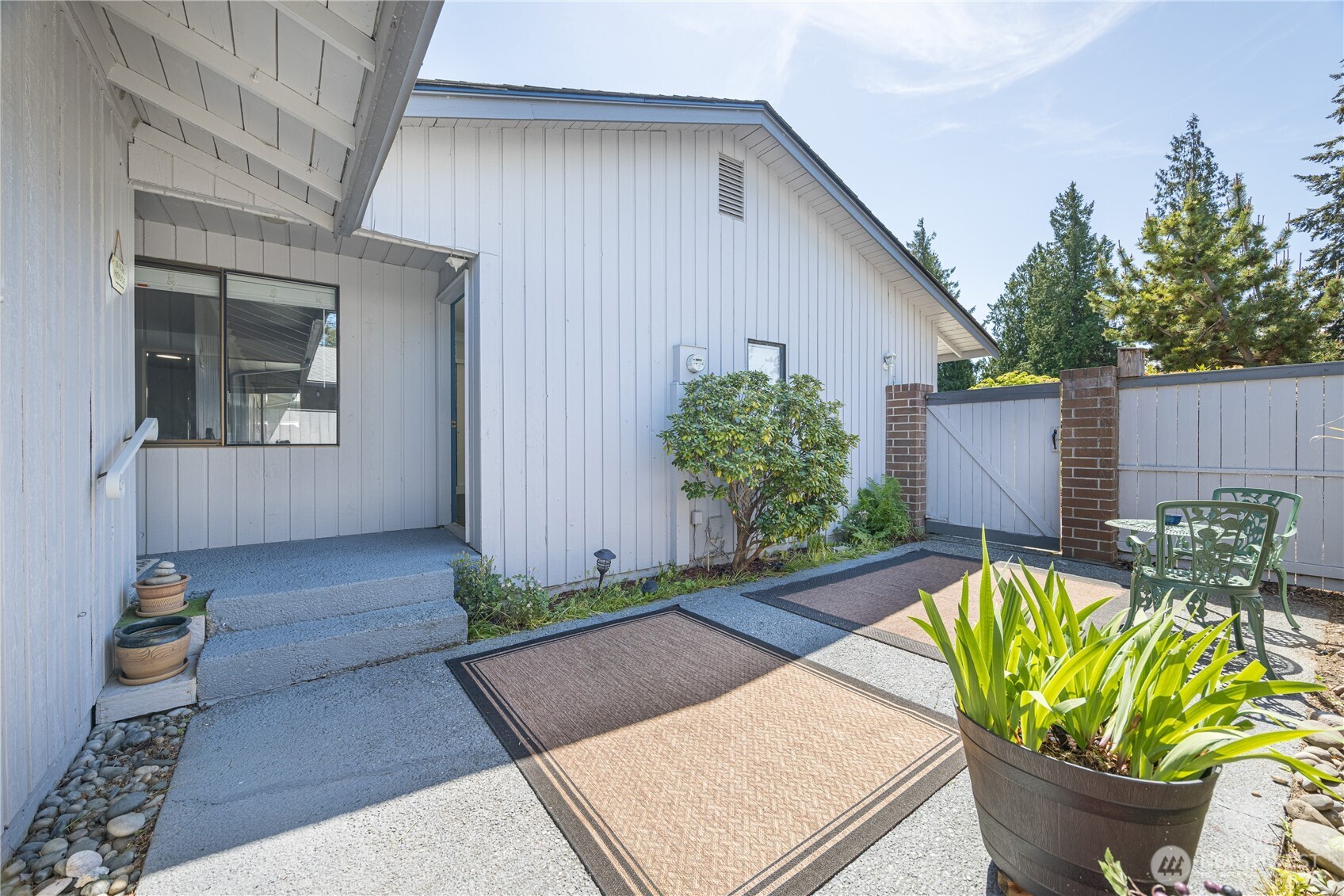 134 B Hilltop Drive Property Photo 4