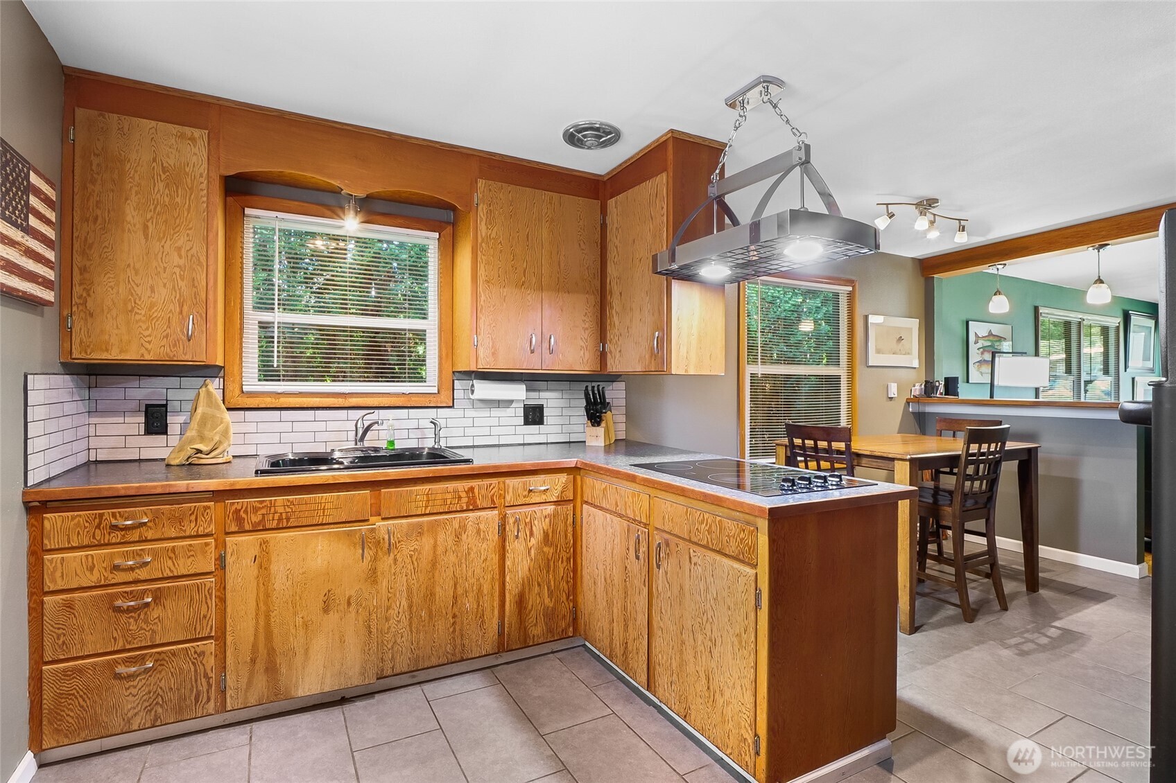 0 16 & 20 F Street Property Photo 15