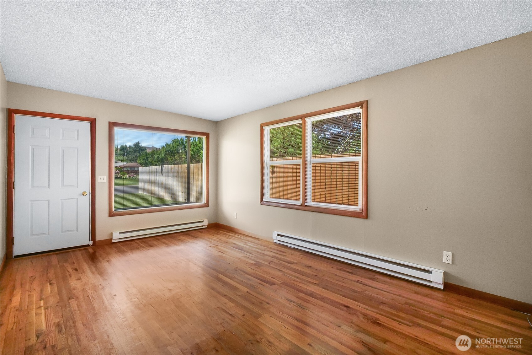 0 16 & 20 F Street Property Photo 28