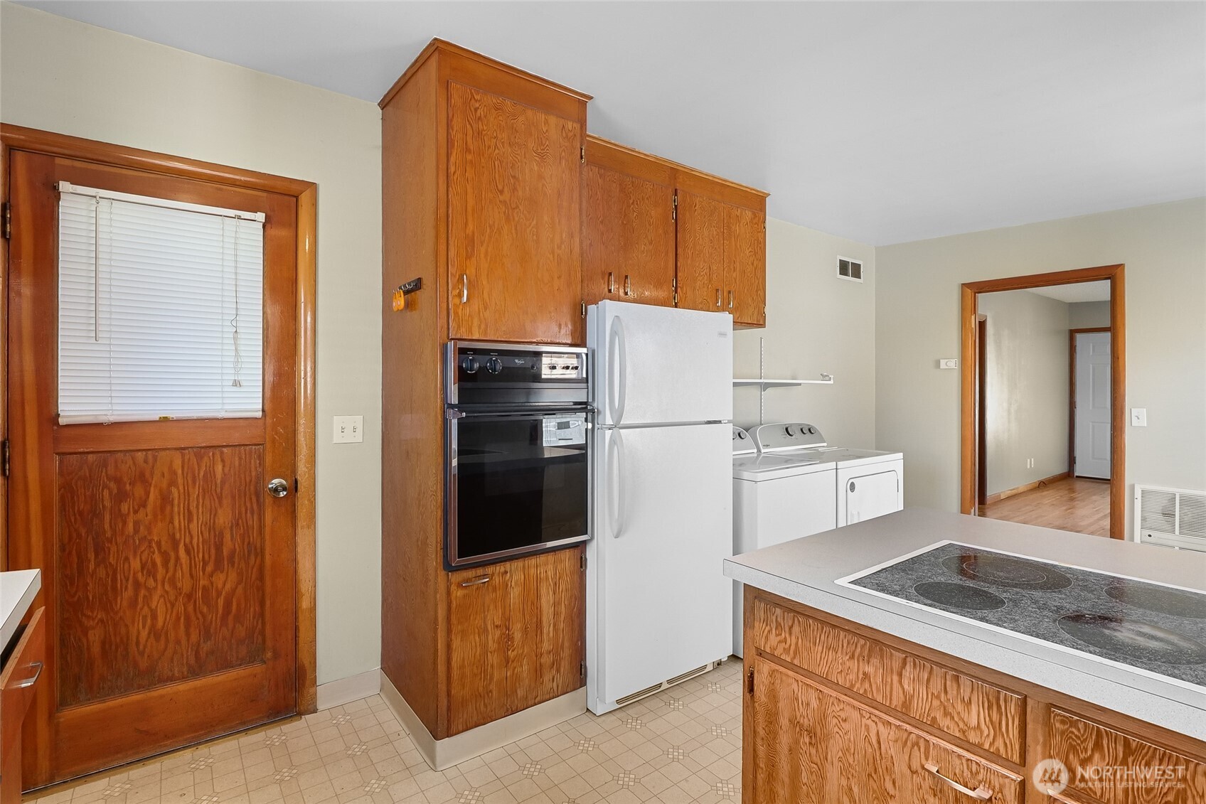 0 16 & 20 F Street Property Photo 33